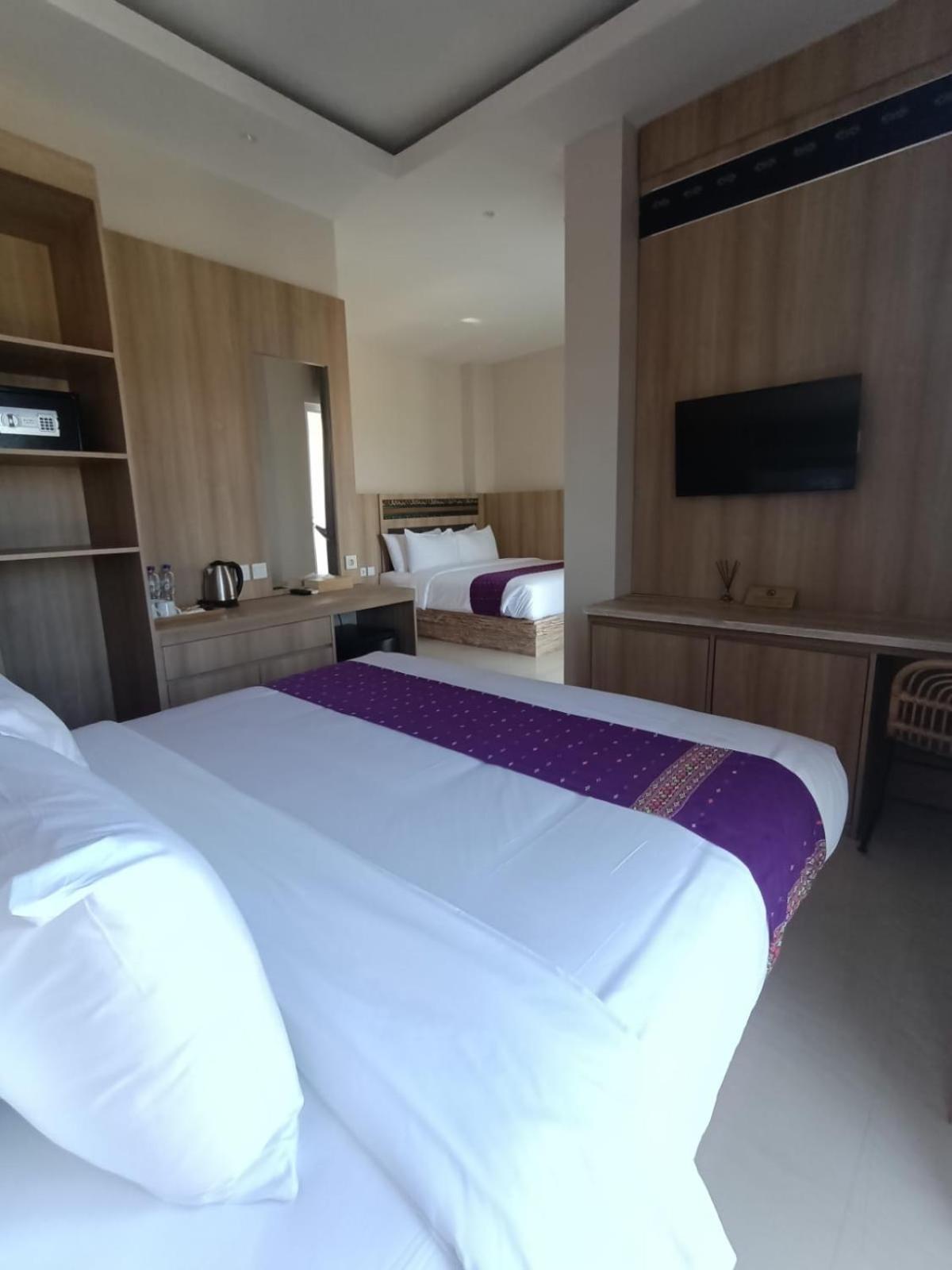 Dejavu 2.0 Hotel Bajo Komodo Labuan Bajo Εξωτερικό φωτογραφία