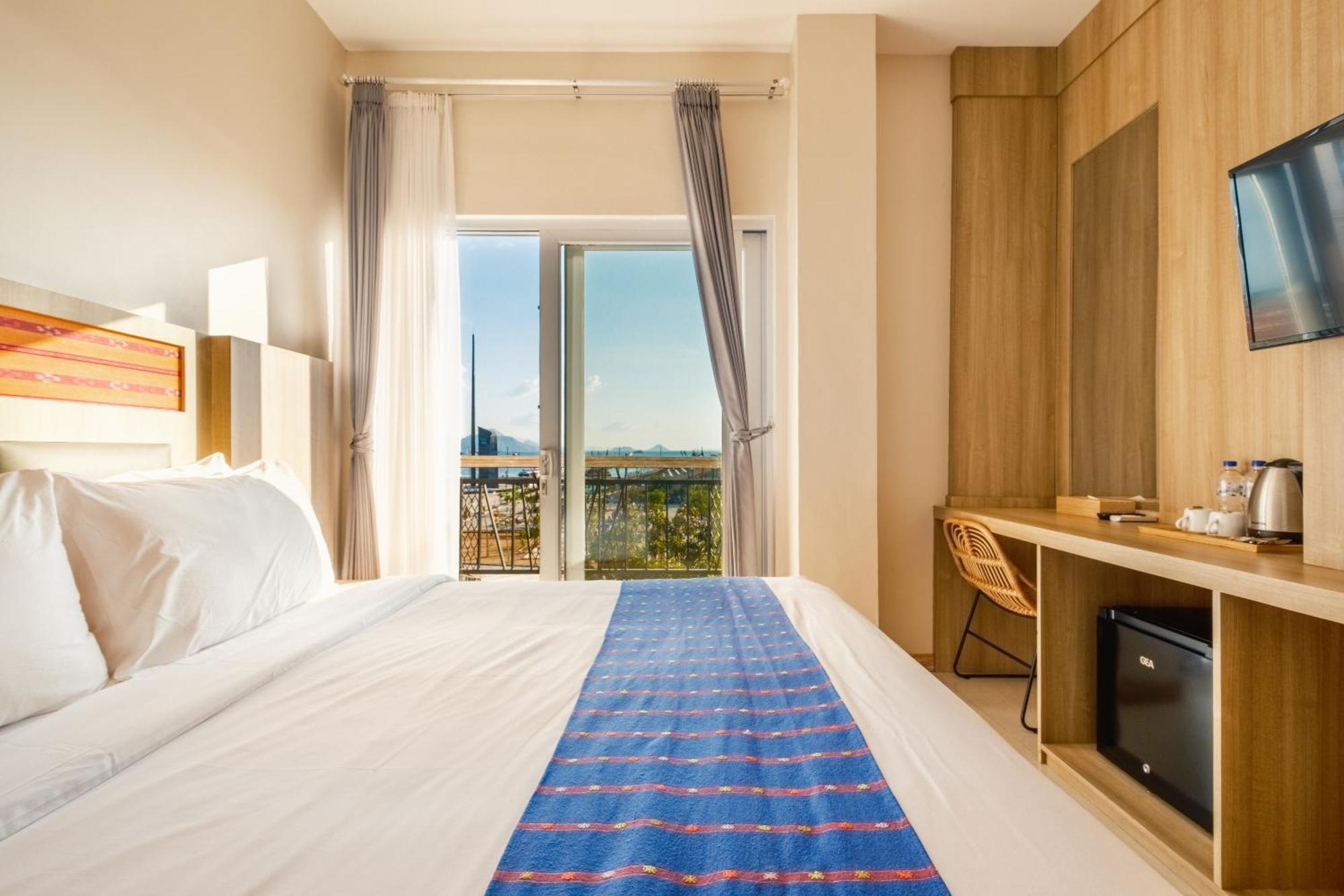 Dejavu 2.0 Hotel Bajo Komodo Labuan Bajo Εξωτερικό φωτογραφία