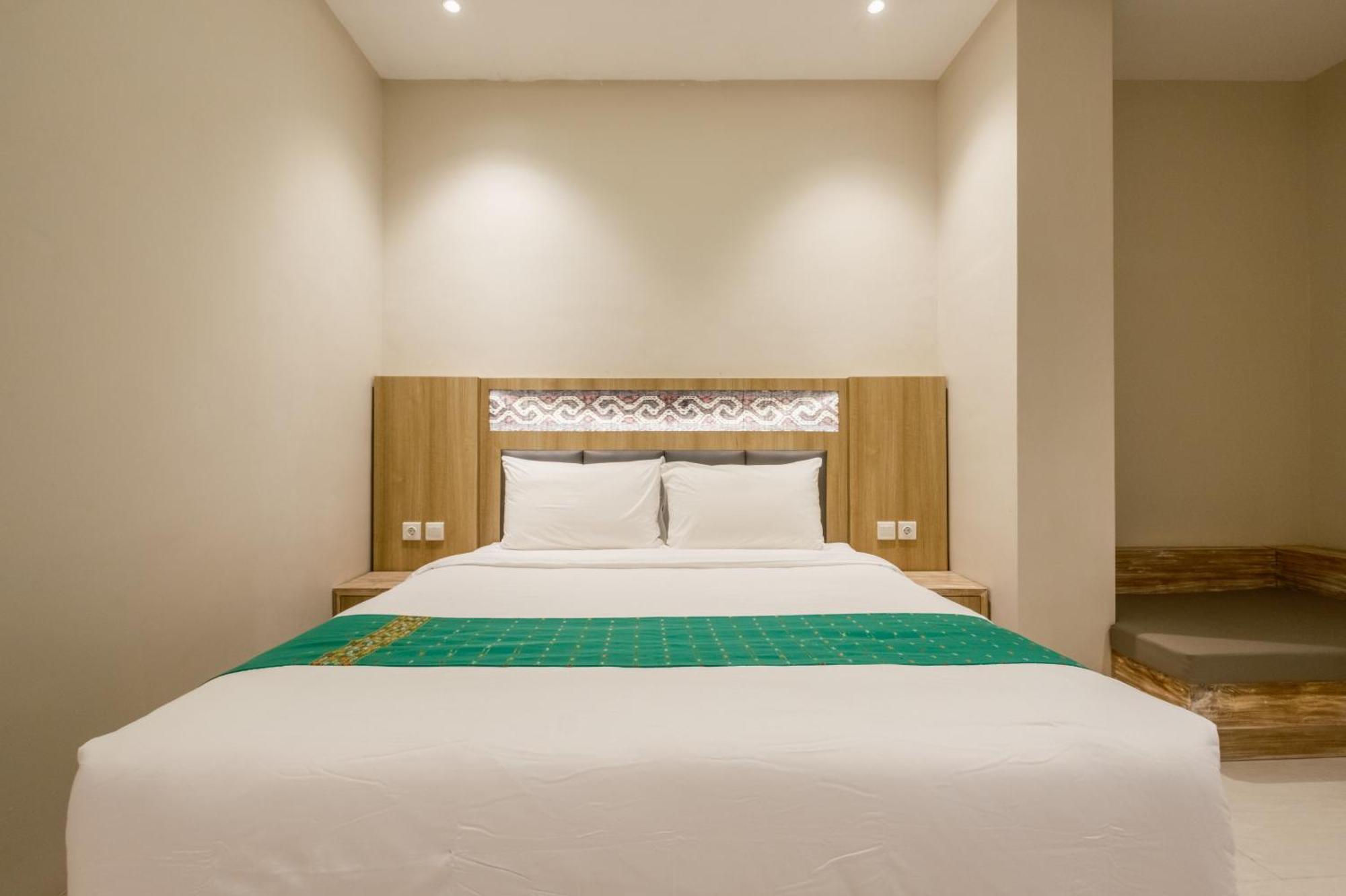Dejavu 2.0 Hotel Bajo Komodo Labuan Bajo Εξωτερικό φωτογραφία