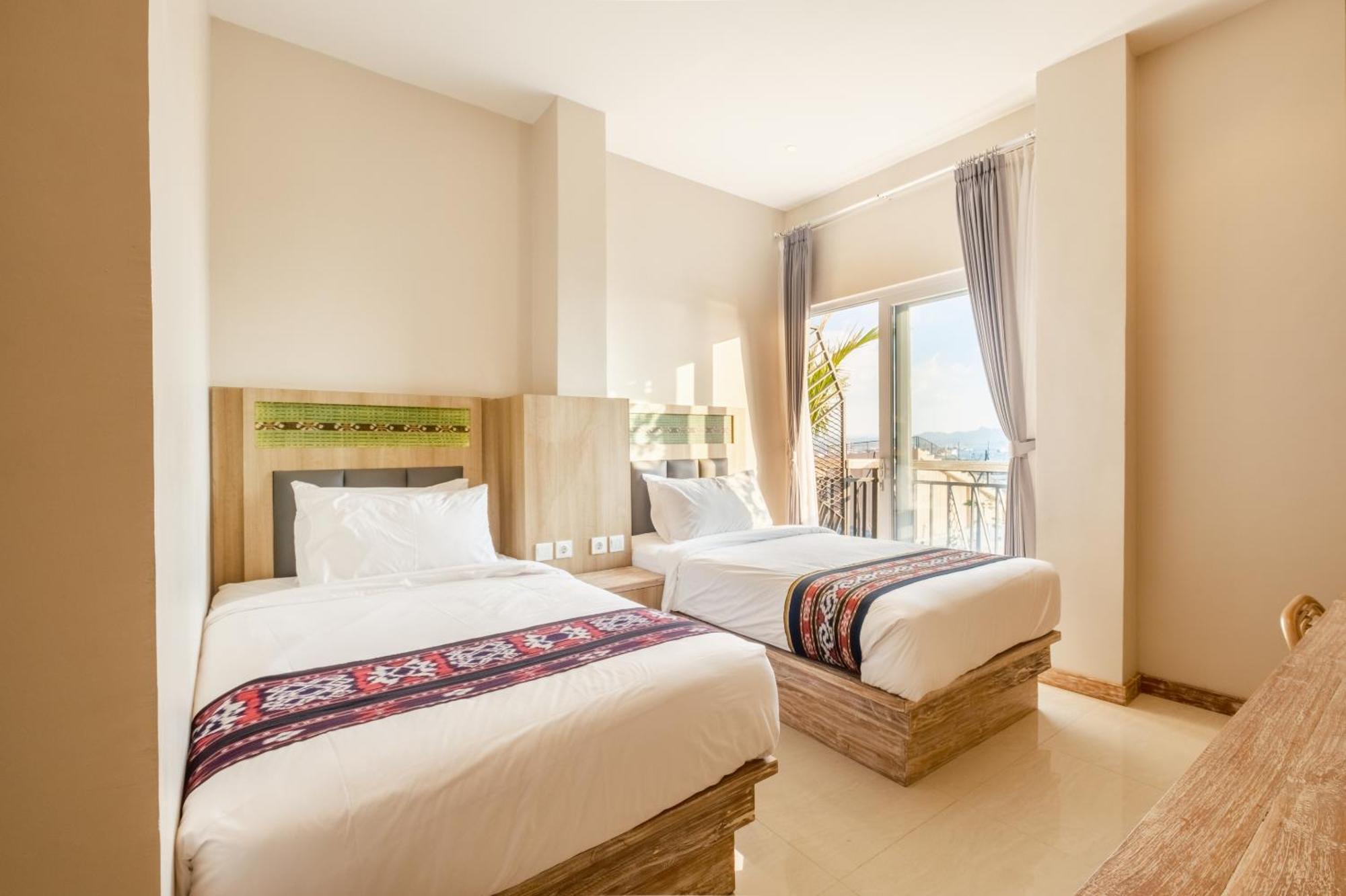 Dejavu 2.0 Hotel Bajo Komodo Labuan Bajo Εξωτερικό φωτογραφία